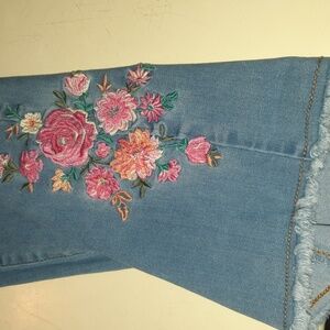 Pioneer Woman Pants with Flowers